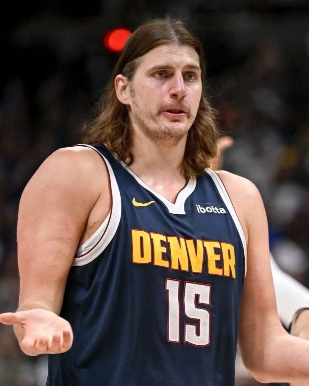 篮天下 如果NBA球员留长发，谁的颜值提升了？images via NBA ME