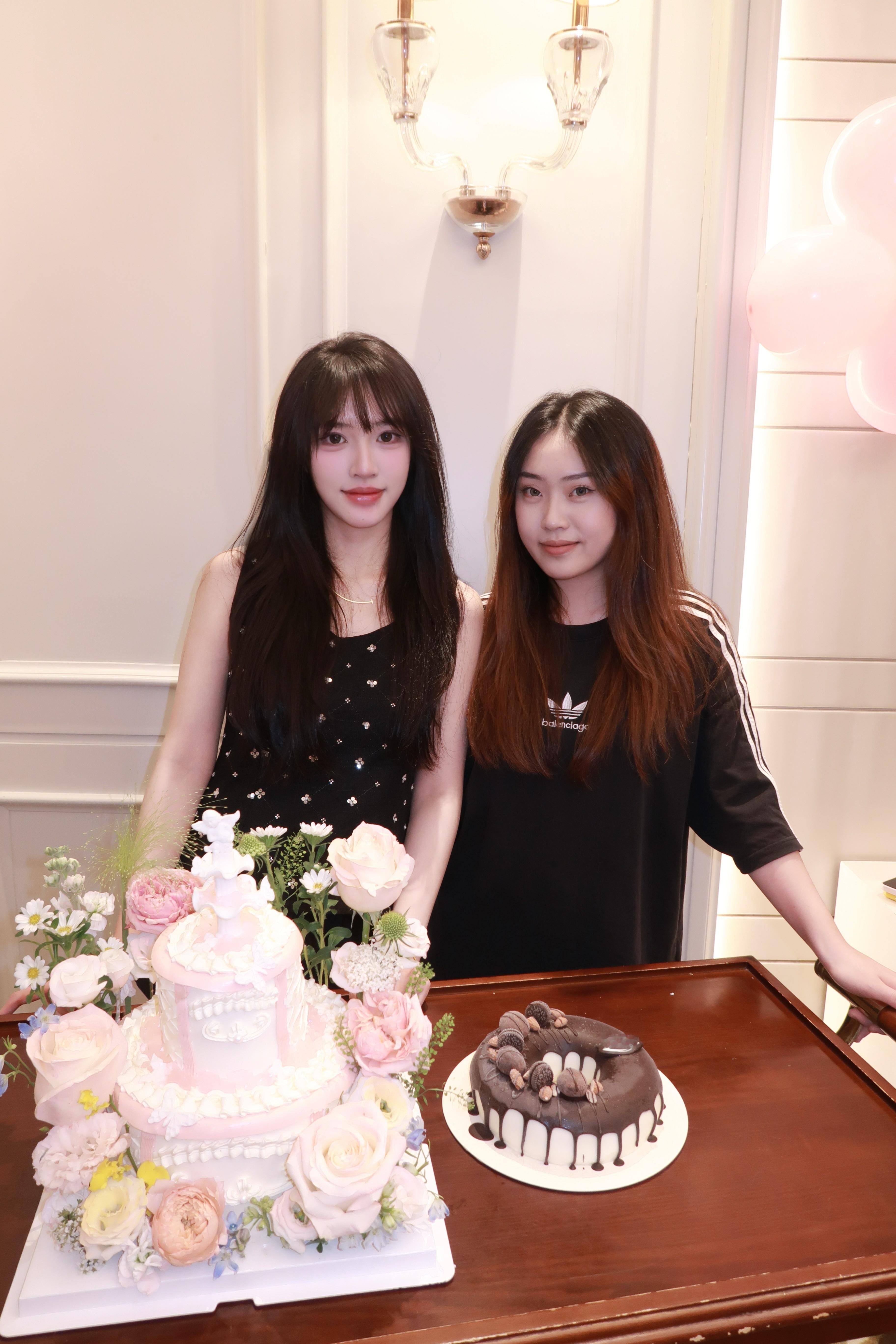 我靠 谁过生日？ ​​​