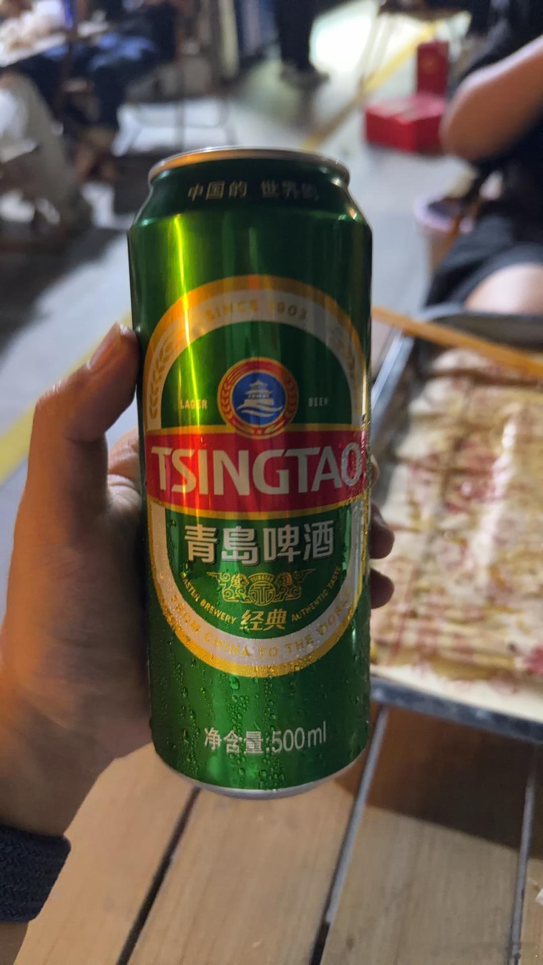 一位今天在股市📉赔楼快5万的老师，一直在大骂特朗普[doge]  ​​​