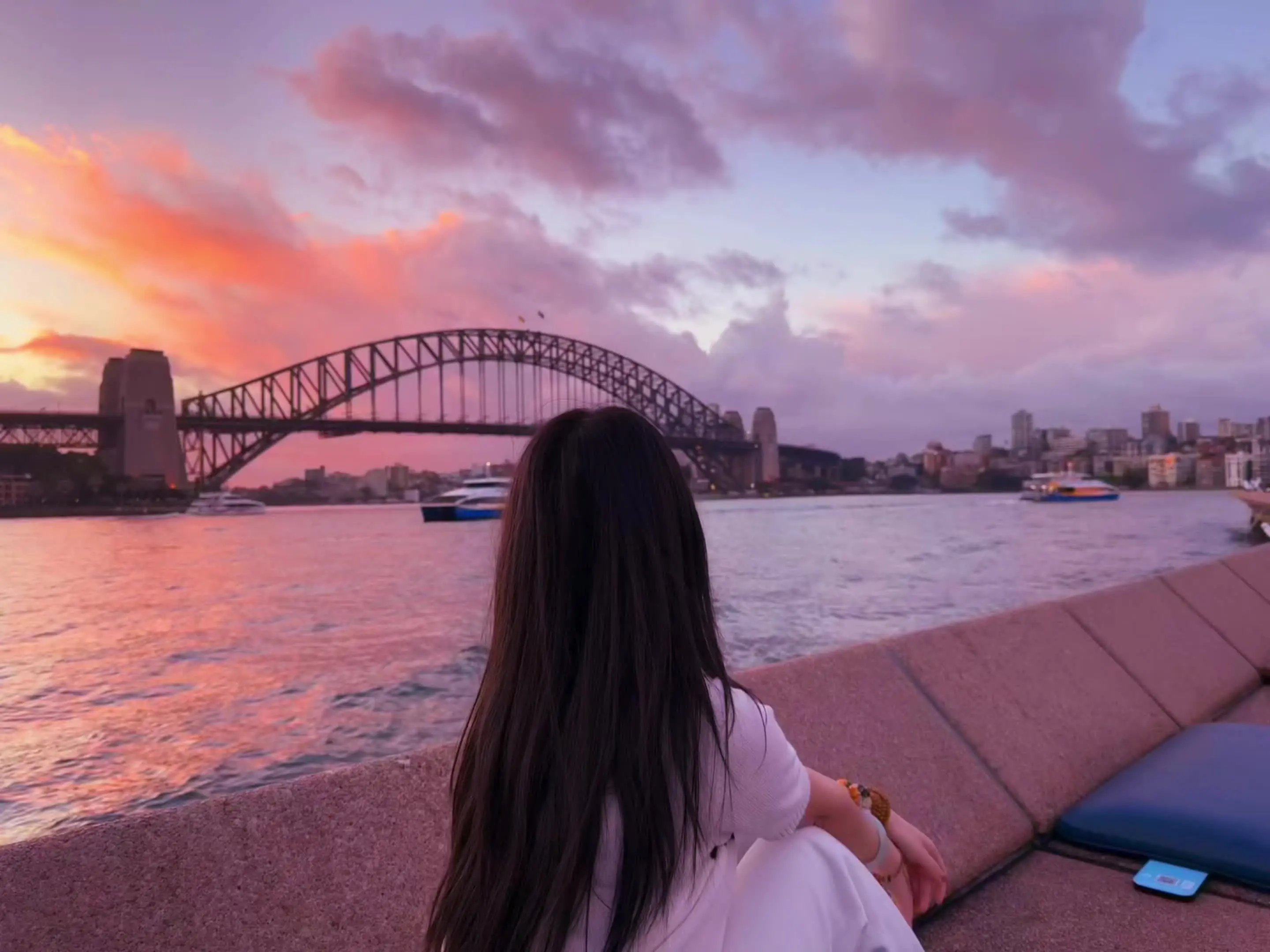 Sydney💜 Meet me in the afterglow🌇