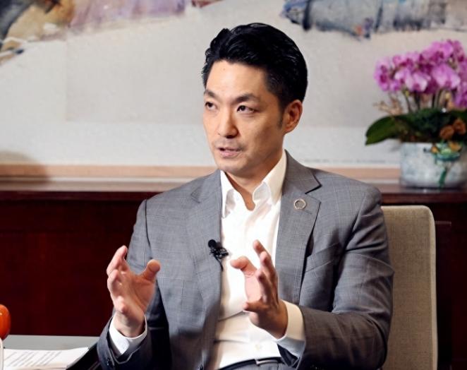 你敢相信吗？在现在的宝岛，农民种出来的水果，竟然能成为政客口中“台湾人根本不吃”