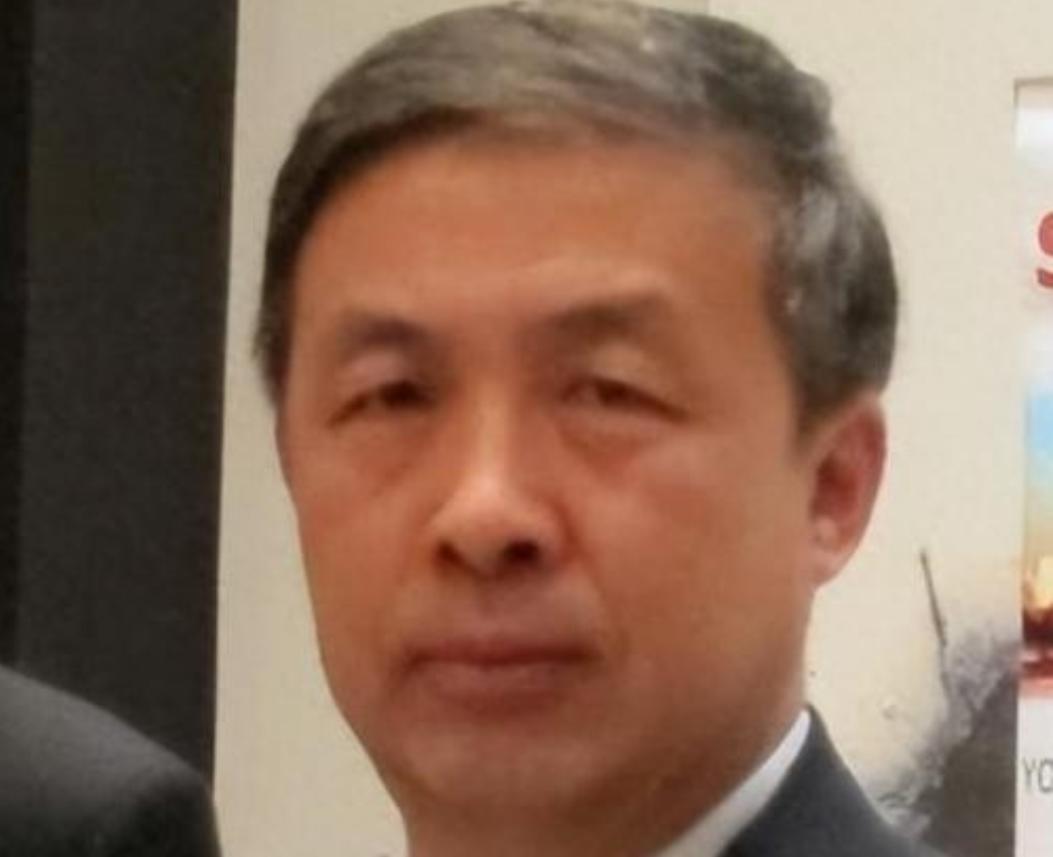 “中国现在向美国投降还来得及！再晚就要‘跪着’了，”几年前，中国专家马臣公开宣称