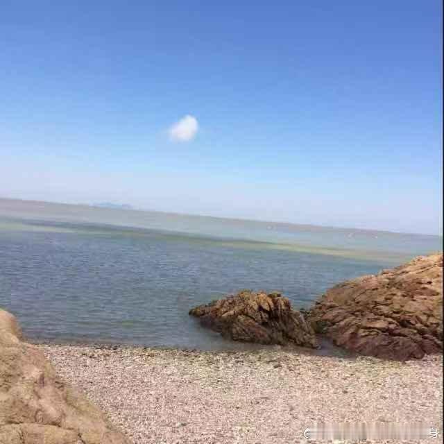 心中无贪别人就无法引诱你，心中无恨别人就无法激怒你，心中无痴别人就无法欺骗你；不