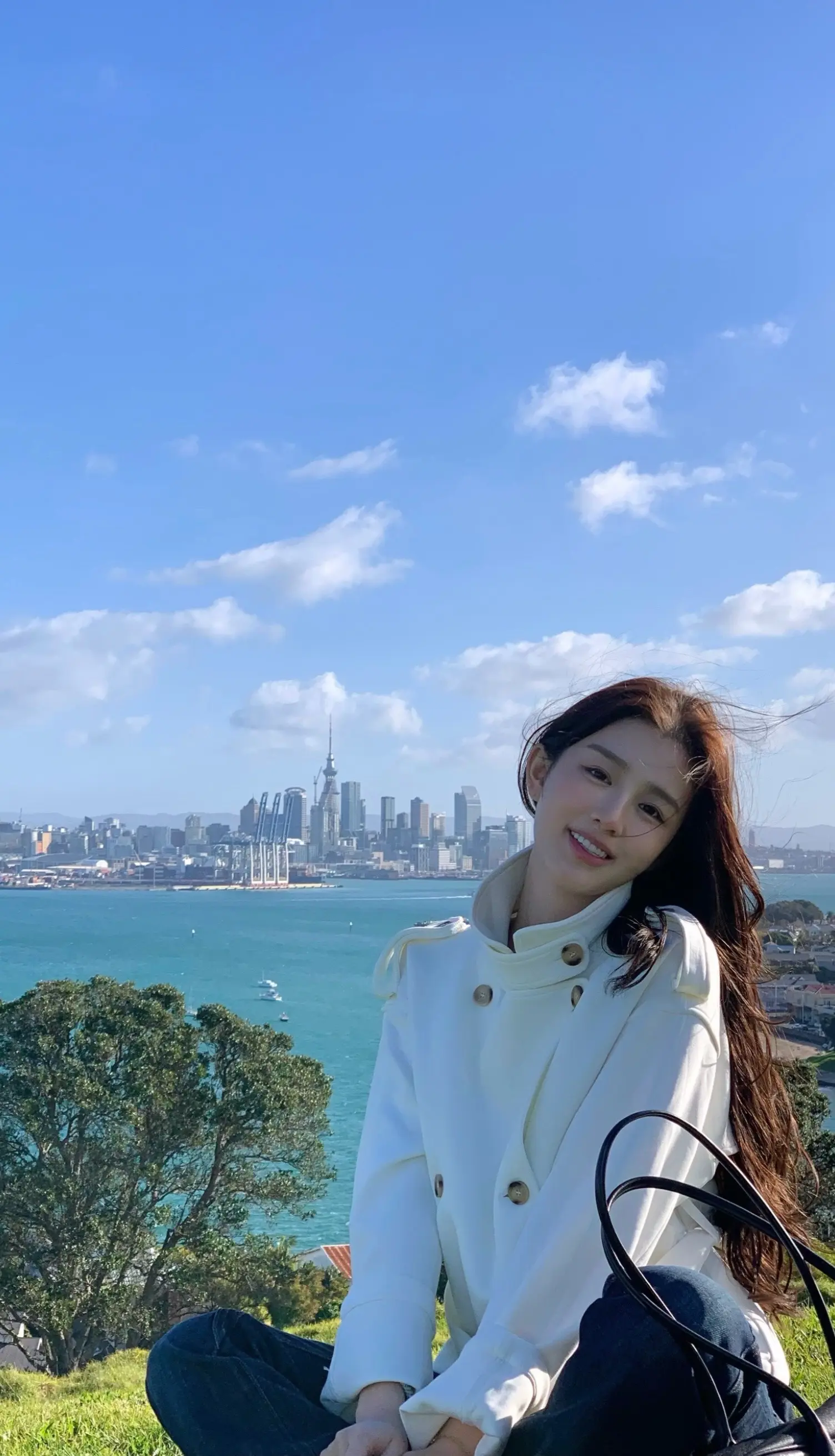 “在我安定下来，找到一个适合的终生伴侣之前，我得先找到我自己。”