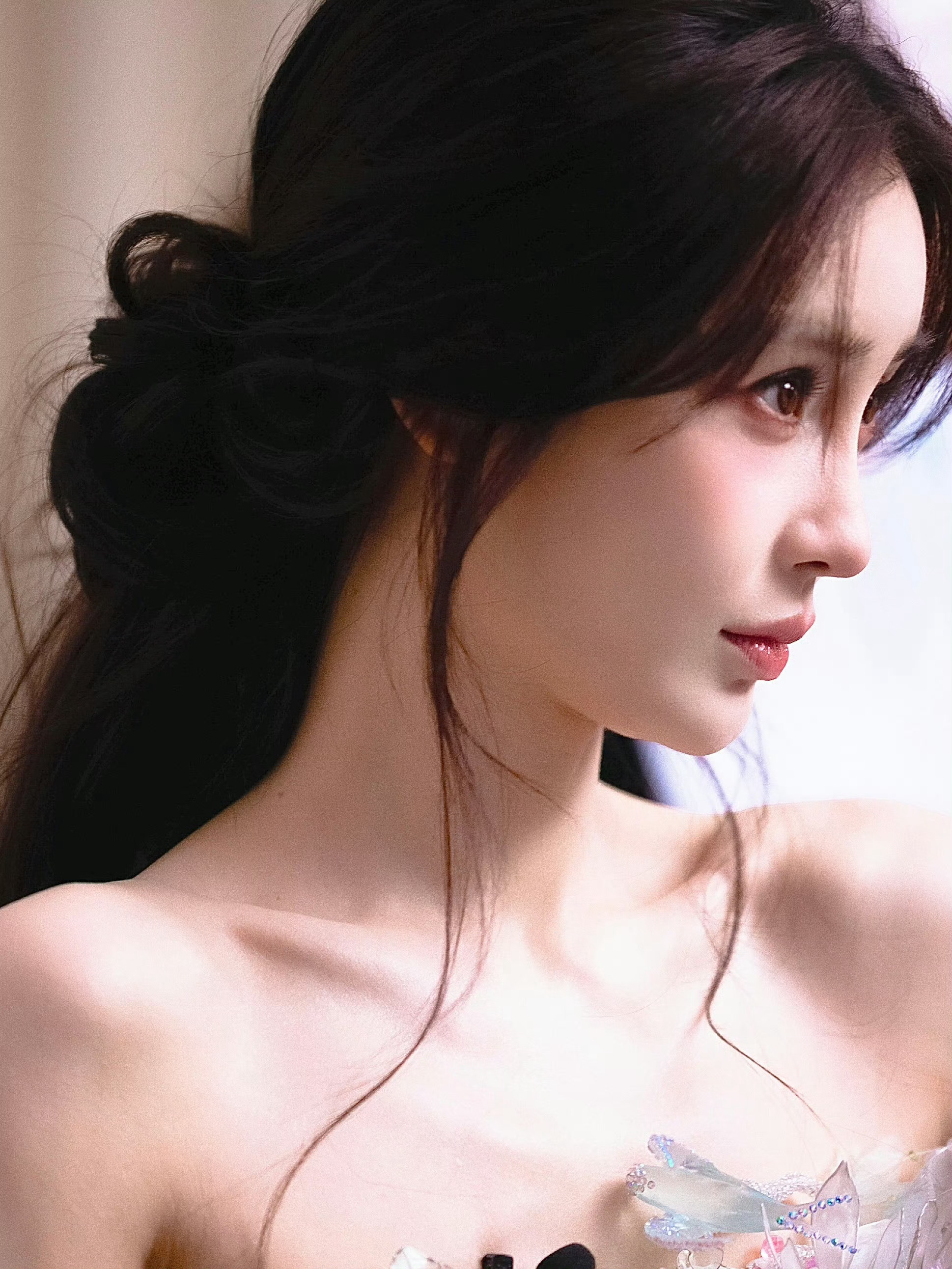 angelababy angelababy “你是我最珍贵的人生限定.” "𝒴