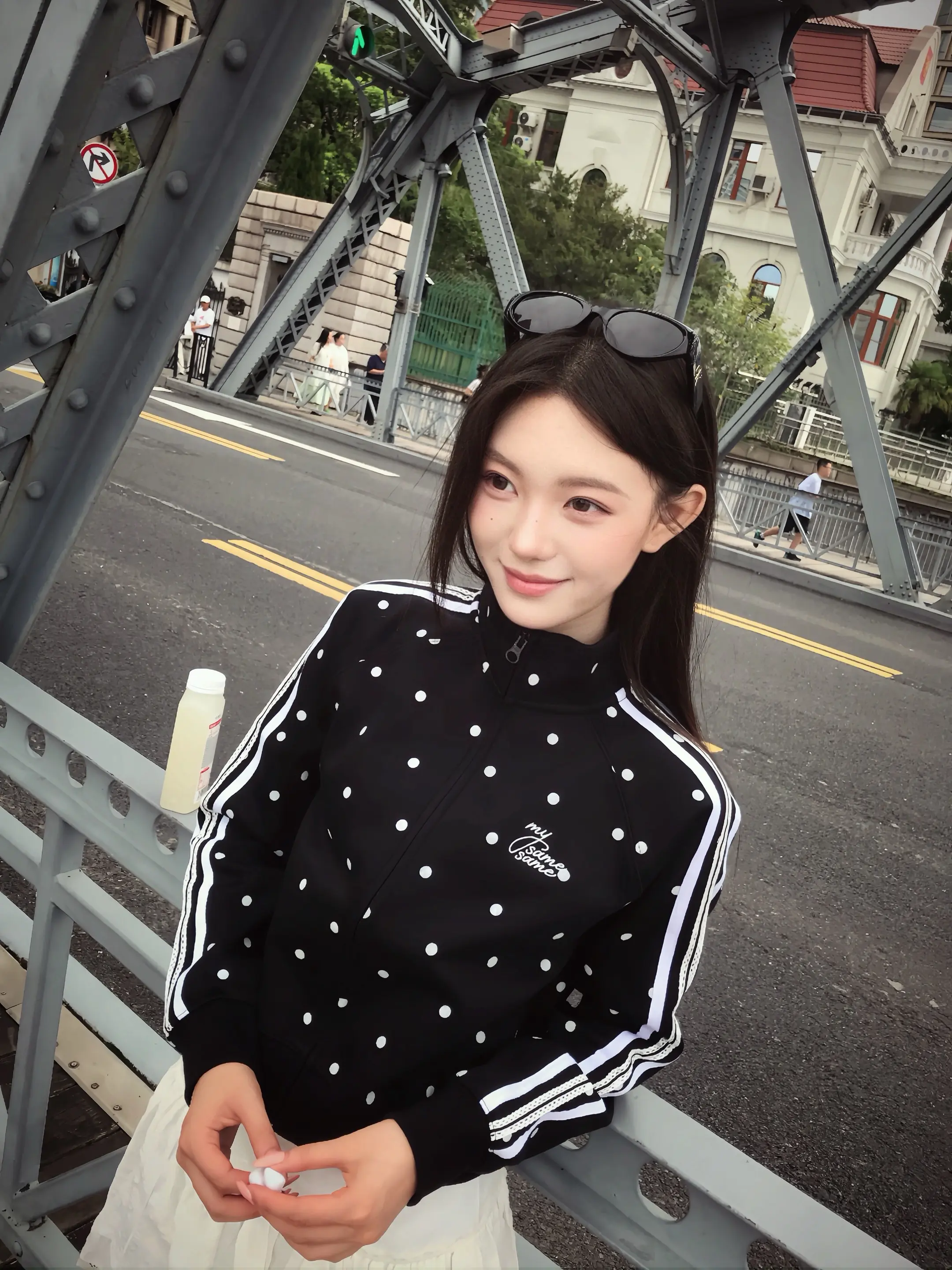我们爱过的呀 你总有一秒想起我们额头相抵的时刻吧