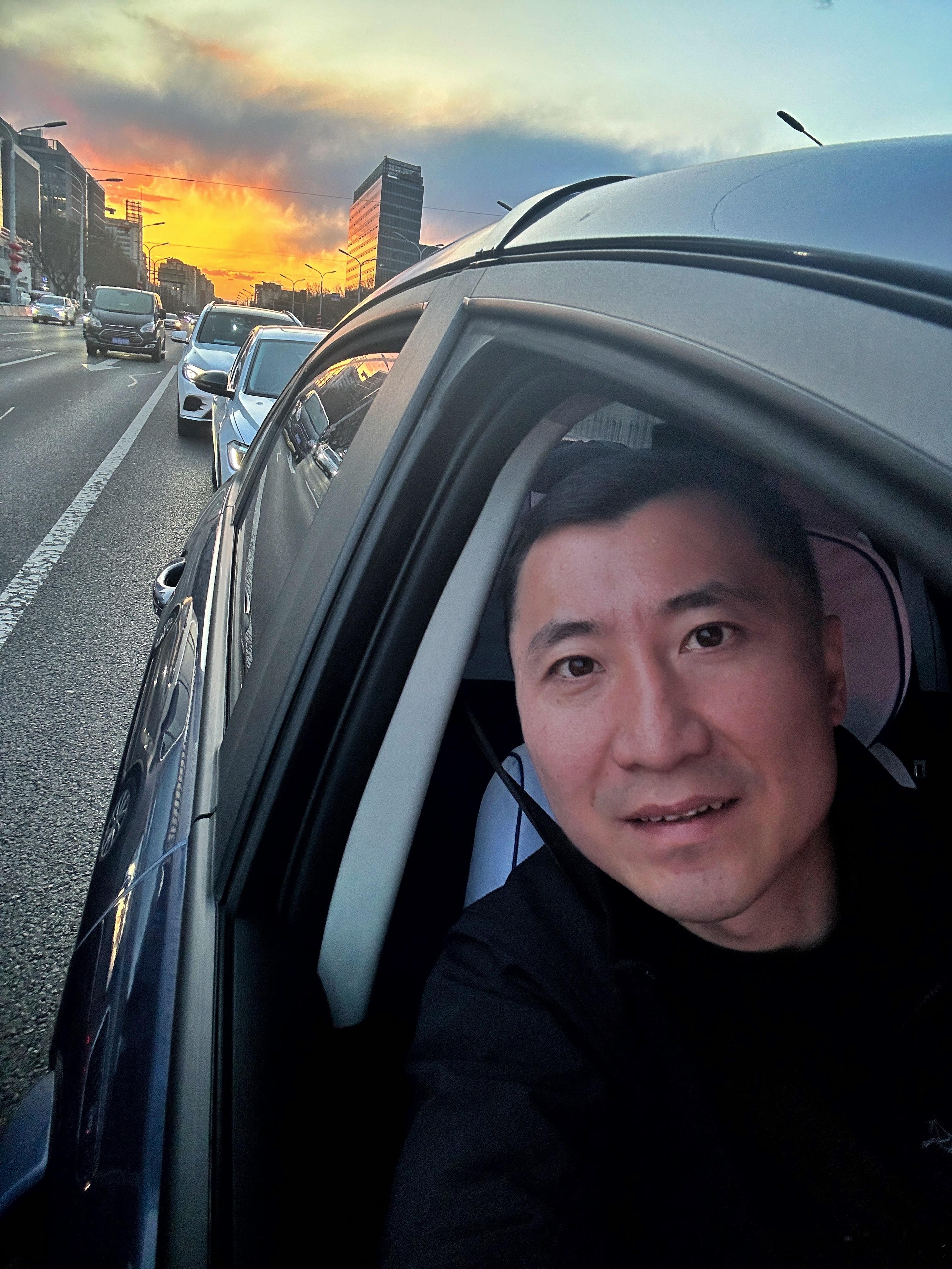 保持热情，勇敢追梦。好梦~~~ ​​​