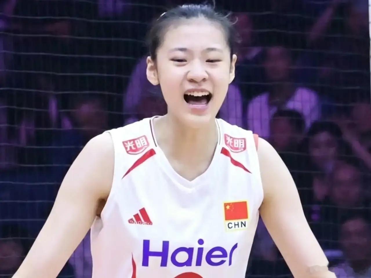 王奥芊排名第一2026年世界女排联赛第一周副攻进攻榜：1.🇨🇳 王奥芊 63