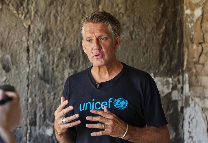 1月15日，据央视新闻直播间报道，昨天，联合国儿童基金会发言人詹姆斯、埃尔德（图