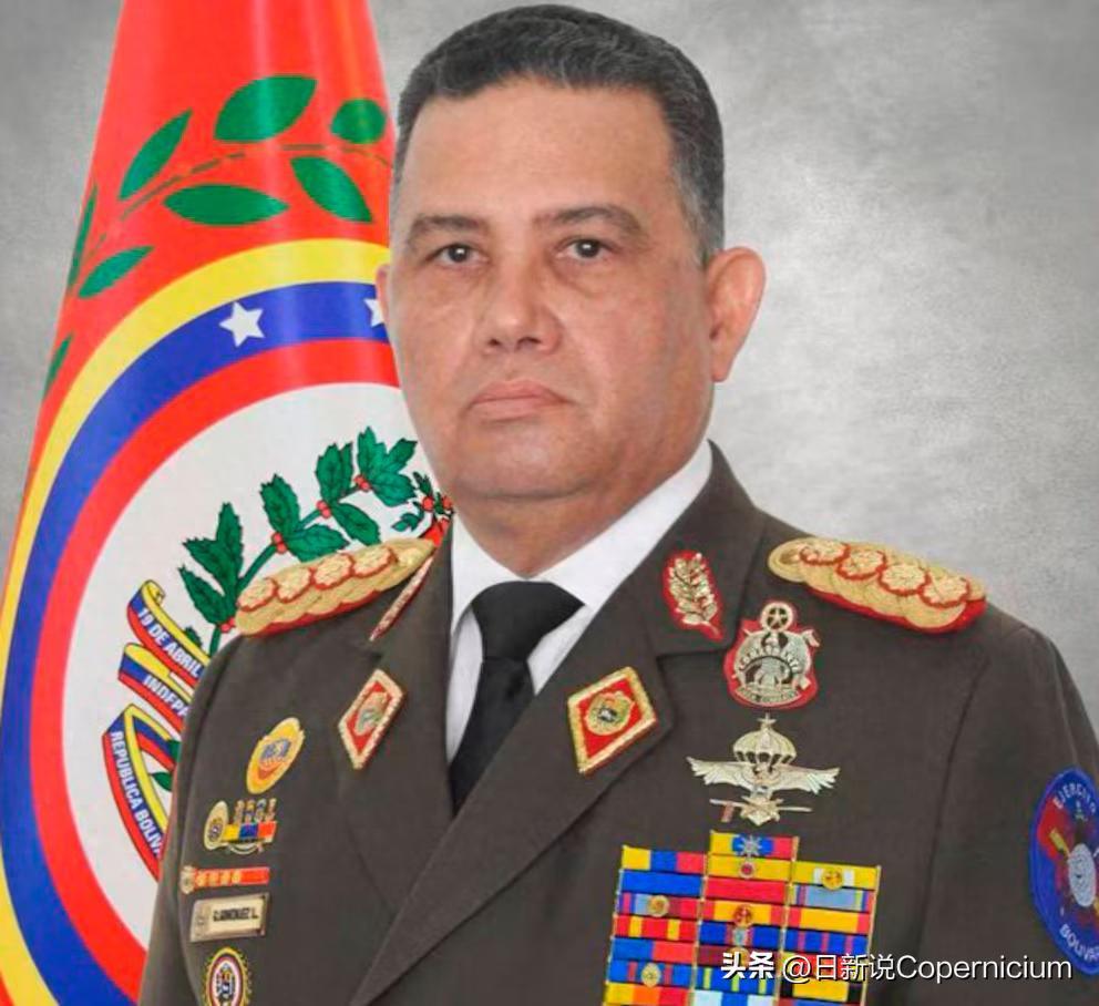 顶着美欧持续施加的多重制裁压力，委内瑞拉军方高层迎来关键人事调整，新任国防部长正