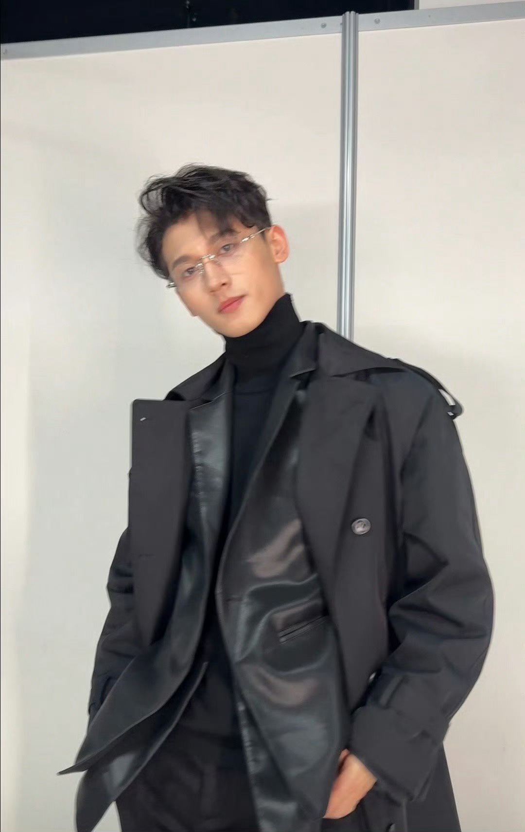 这个马韬完全代旭来的刷到博主给马韬和高旭做顶男改造，马韬简直就是代旭平替!穿上“