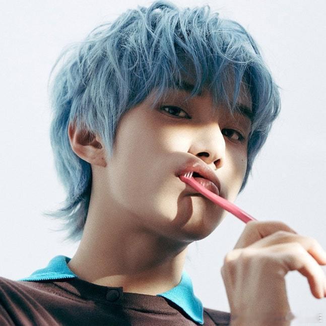 NCT首张单曲辑《SUGAR》将于28日发行。 