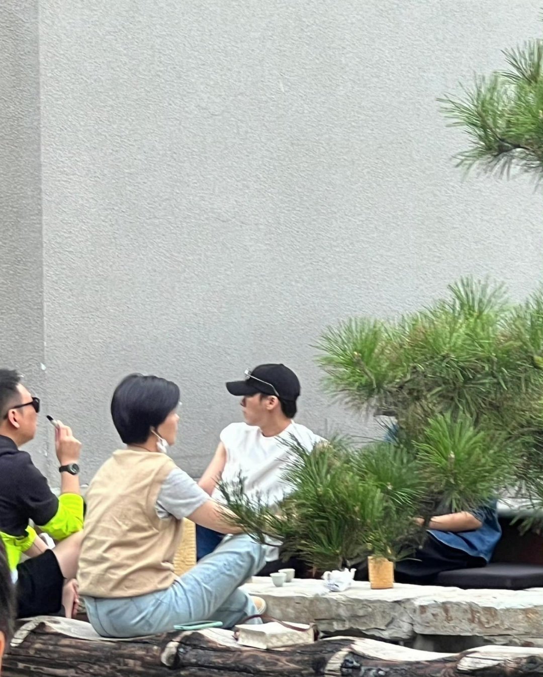远方飘来故人传来的消息 ​​​