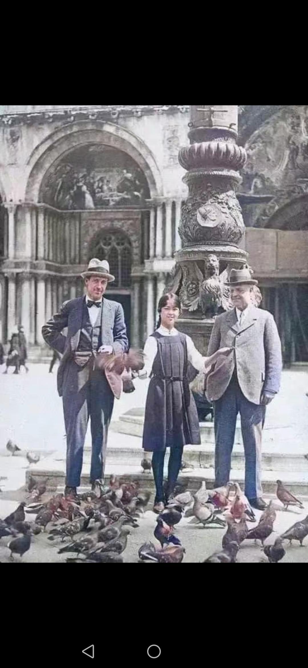 美国前国务卿基辛格在《论中国》中写道：我认为中国最大的幸运，是有生活在这片土地上