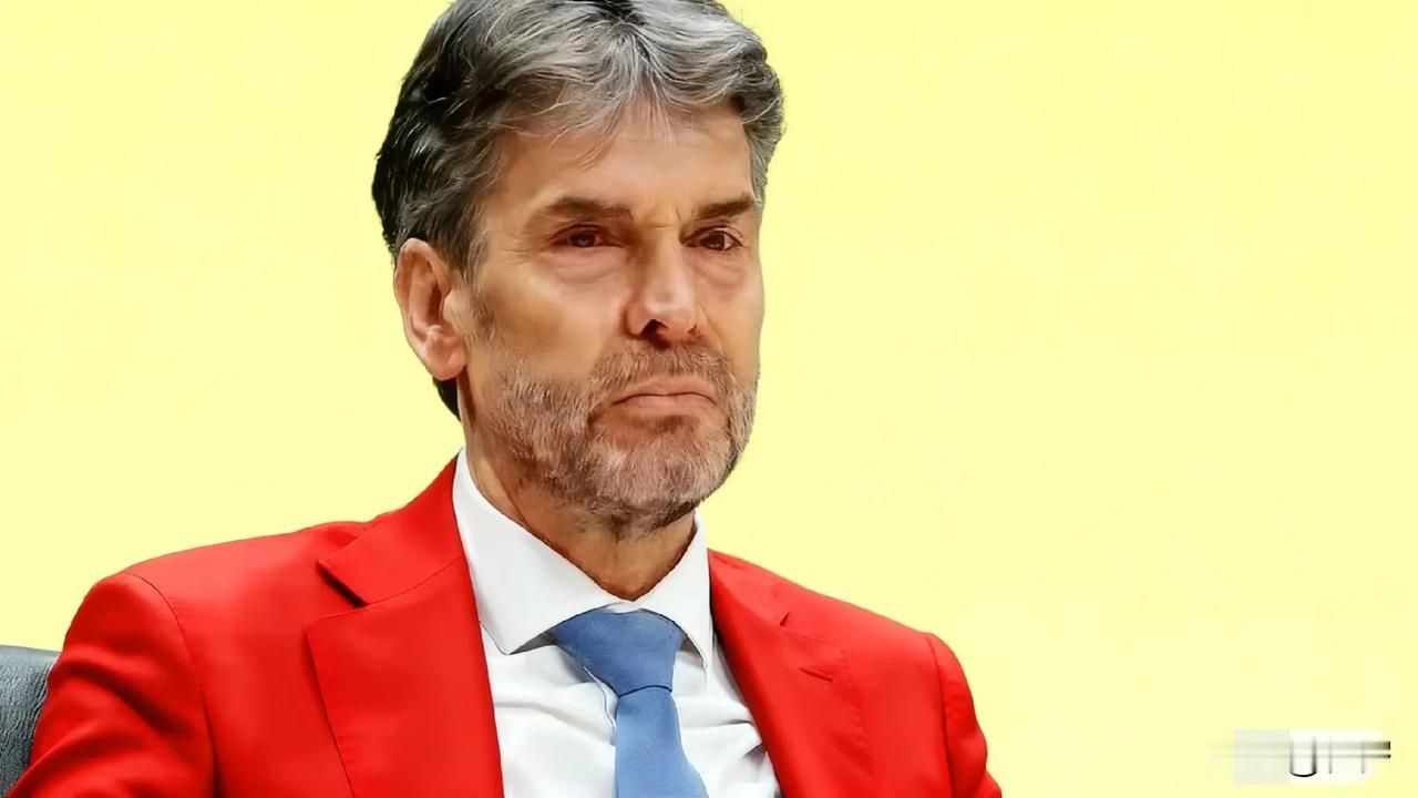 荷兰国防部宣布了

2026年1月19日，荷兰国防部宣布：两名派往格陵兰岛的海军