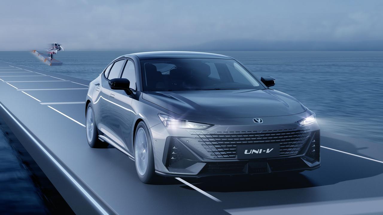 【长安汽车获得首块L3级自动驾驶专用正式号牌】
长安汽车宣布，12月20日，首块