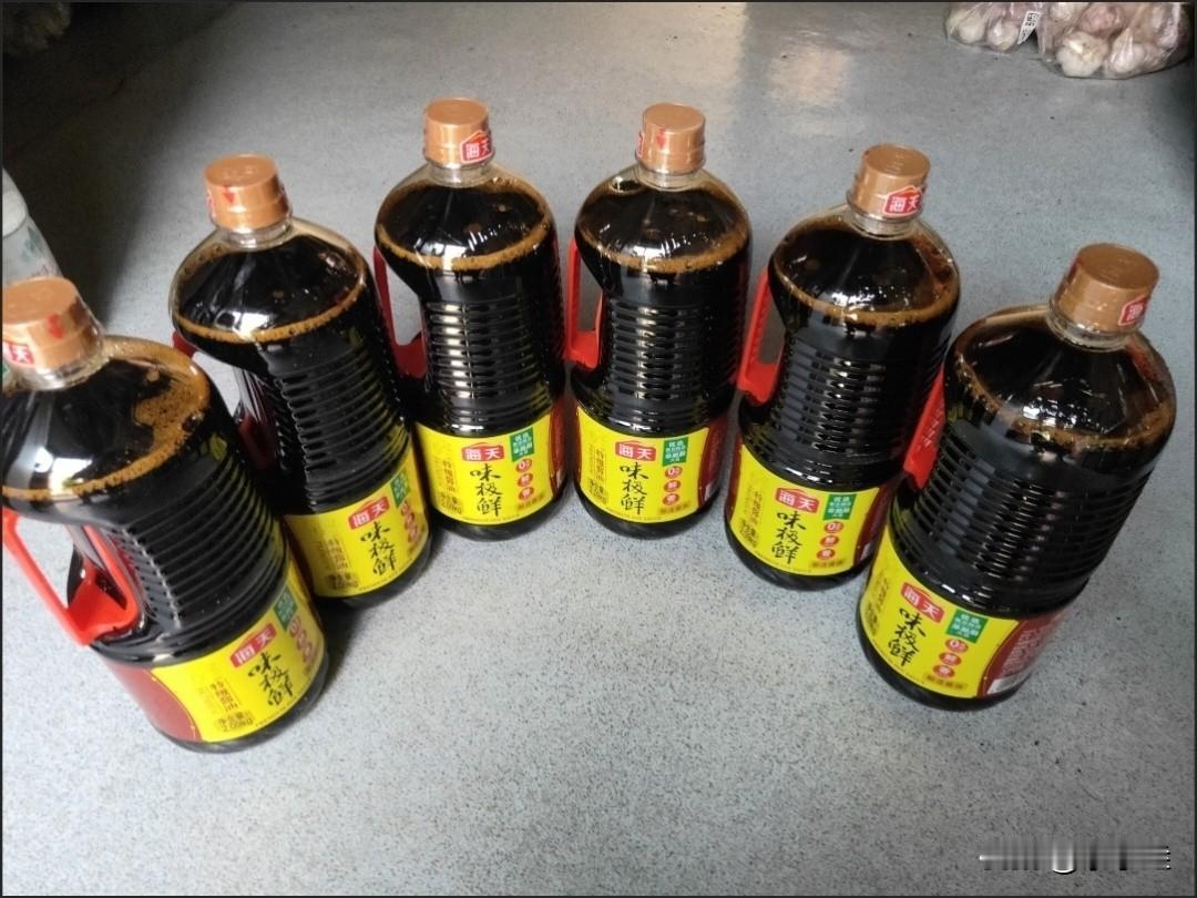 吃多了生抽真的伤身体吗？别再瞎担心，老厨子一句话点破了真理
 
平时炒菜、凉拌总