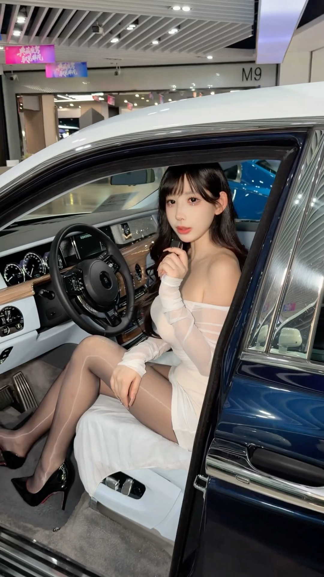 劳斯莱斯喜欢买？