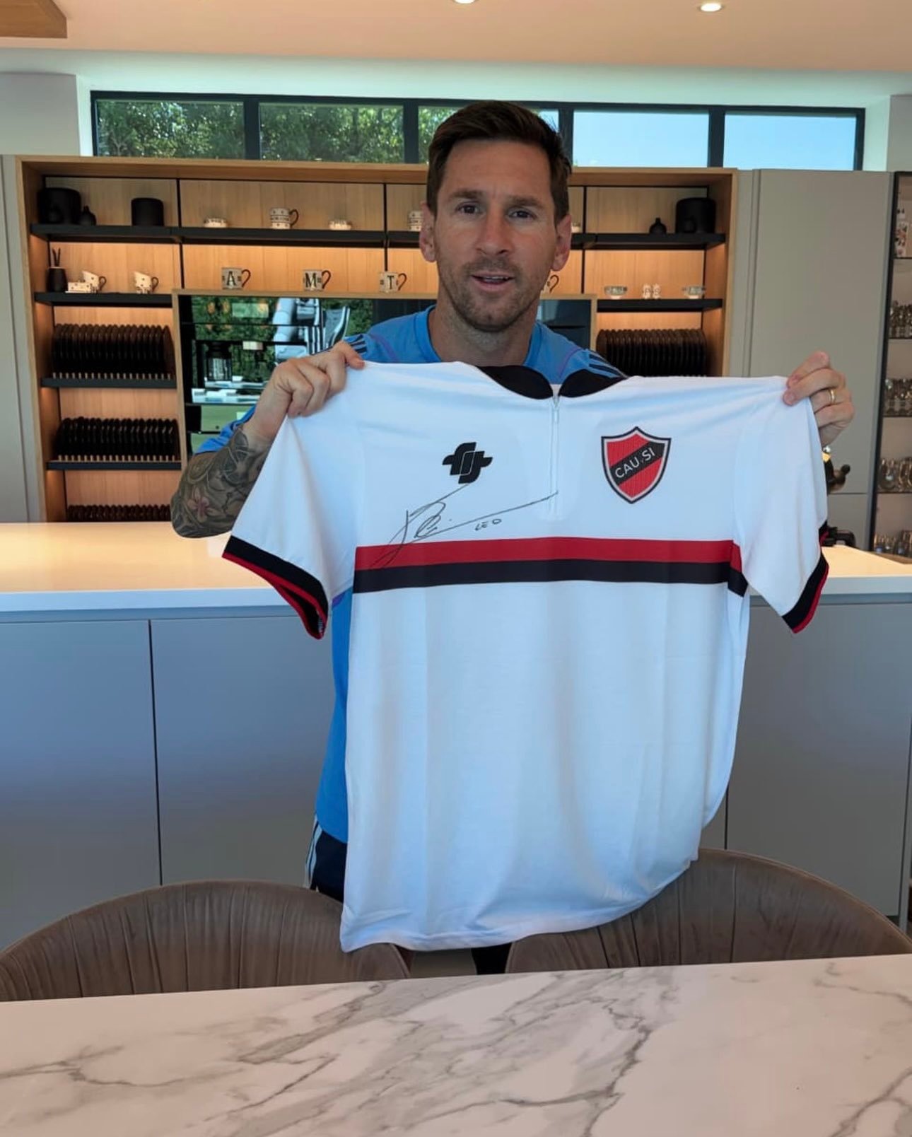 新鲜梅梅❤️梅西