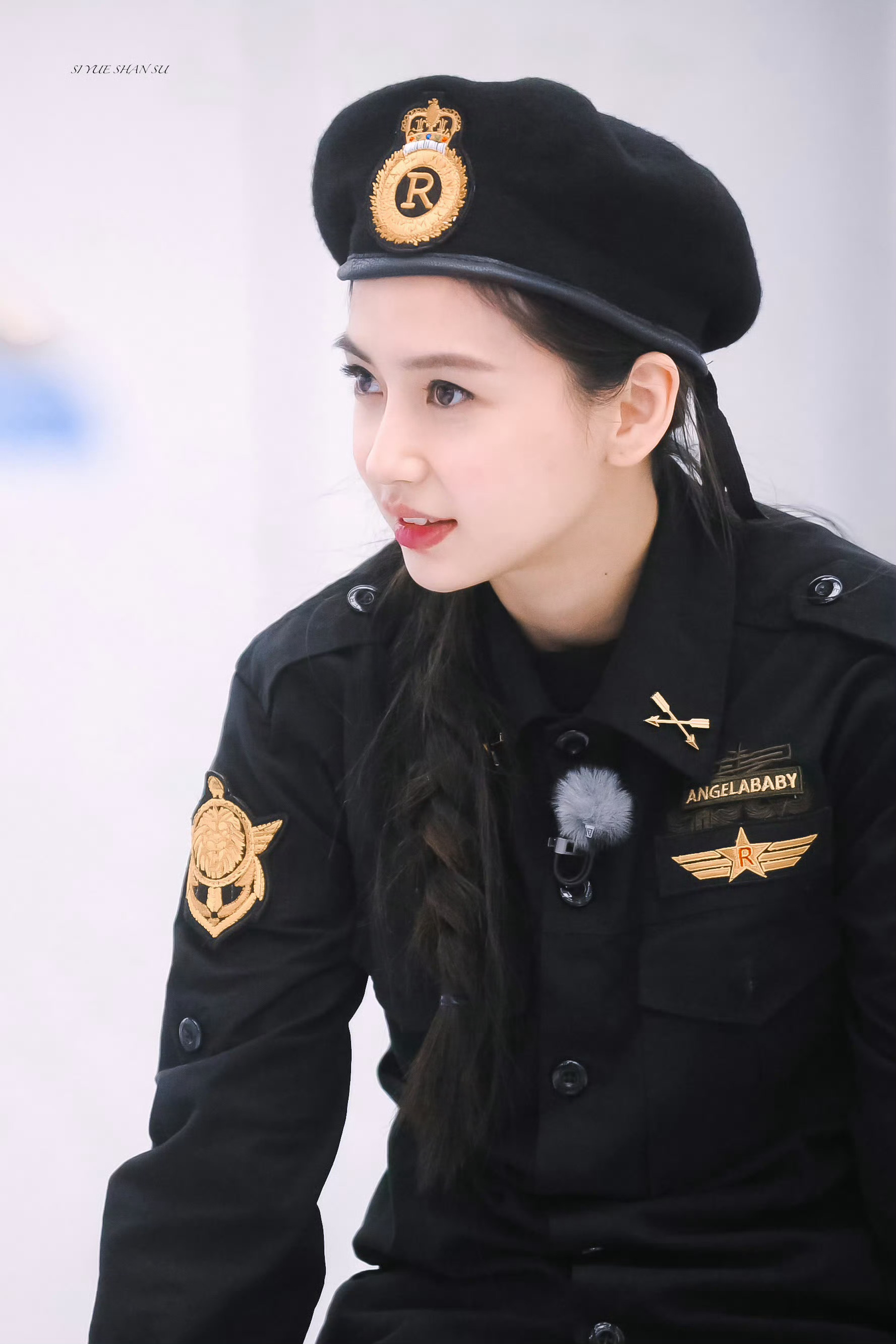 angelababy angelababy “星星会暗，太阳会落，但你会永远闪闪