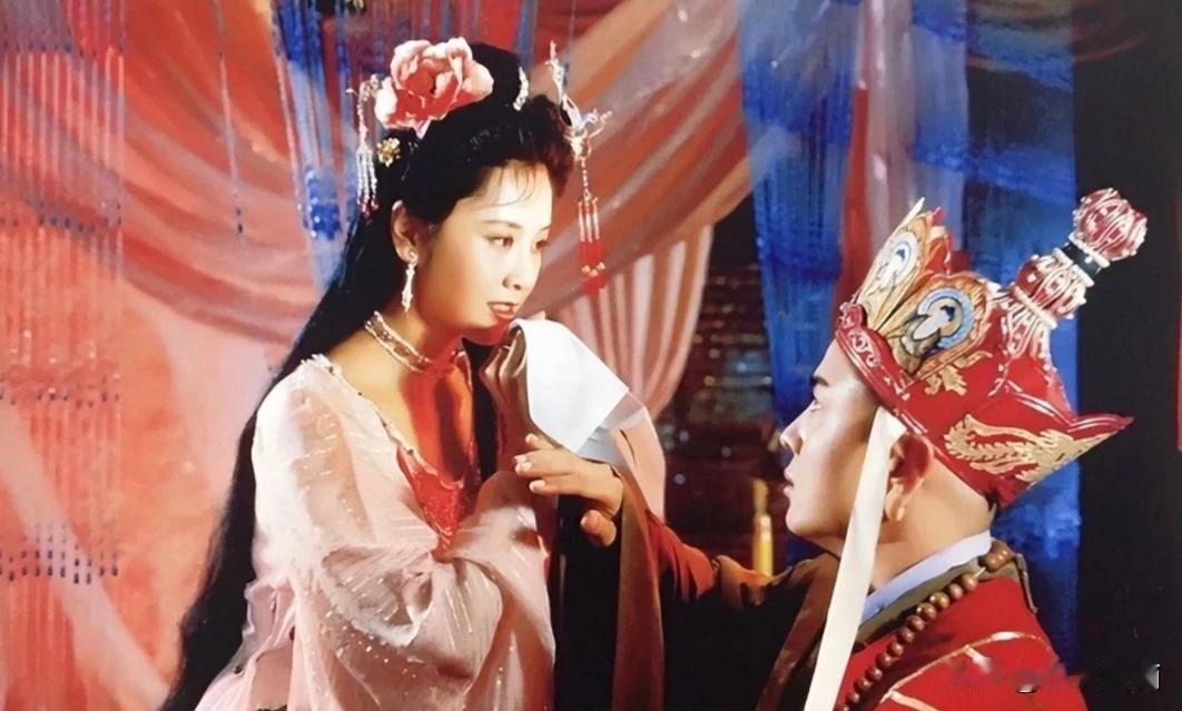 西游记有九九八十一难，八十难都留给了猴子，但唯独女儿国这一难给了唐僧。
那一年，
