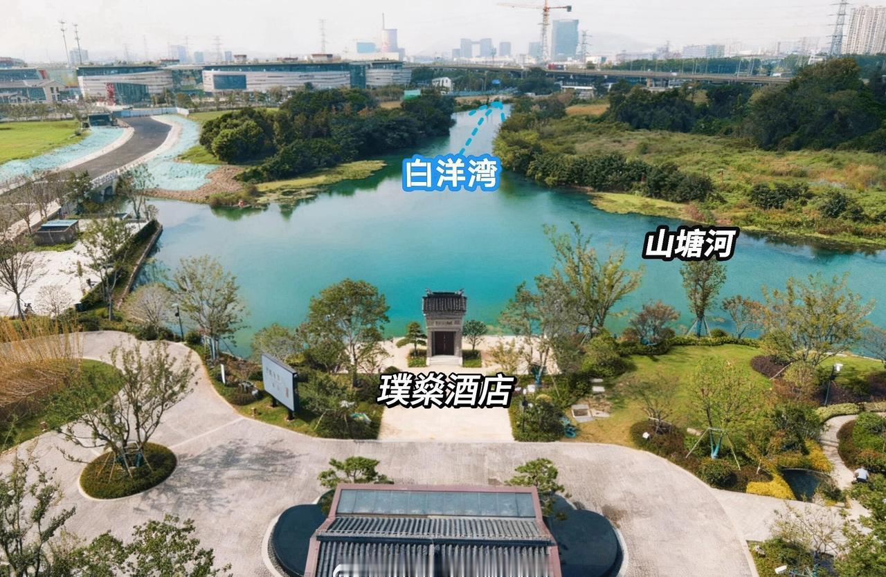 虎丘片区综合改造工程中首个绽放的大型文商旅项目——虎丘璞燊酒店轻启面纱
坐落于虎