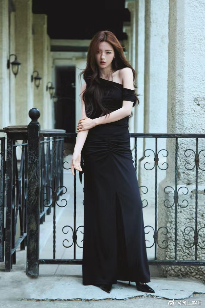 杨超越动作越大越出片杨超越特写镜头 杨超越动作越大越出片，杨超越特写镜头，我们超