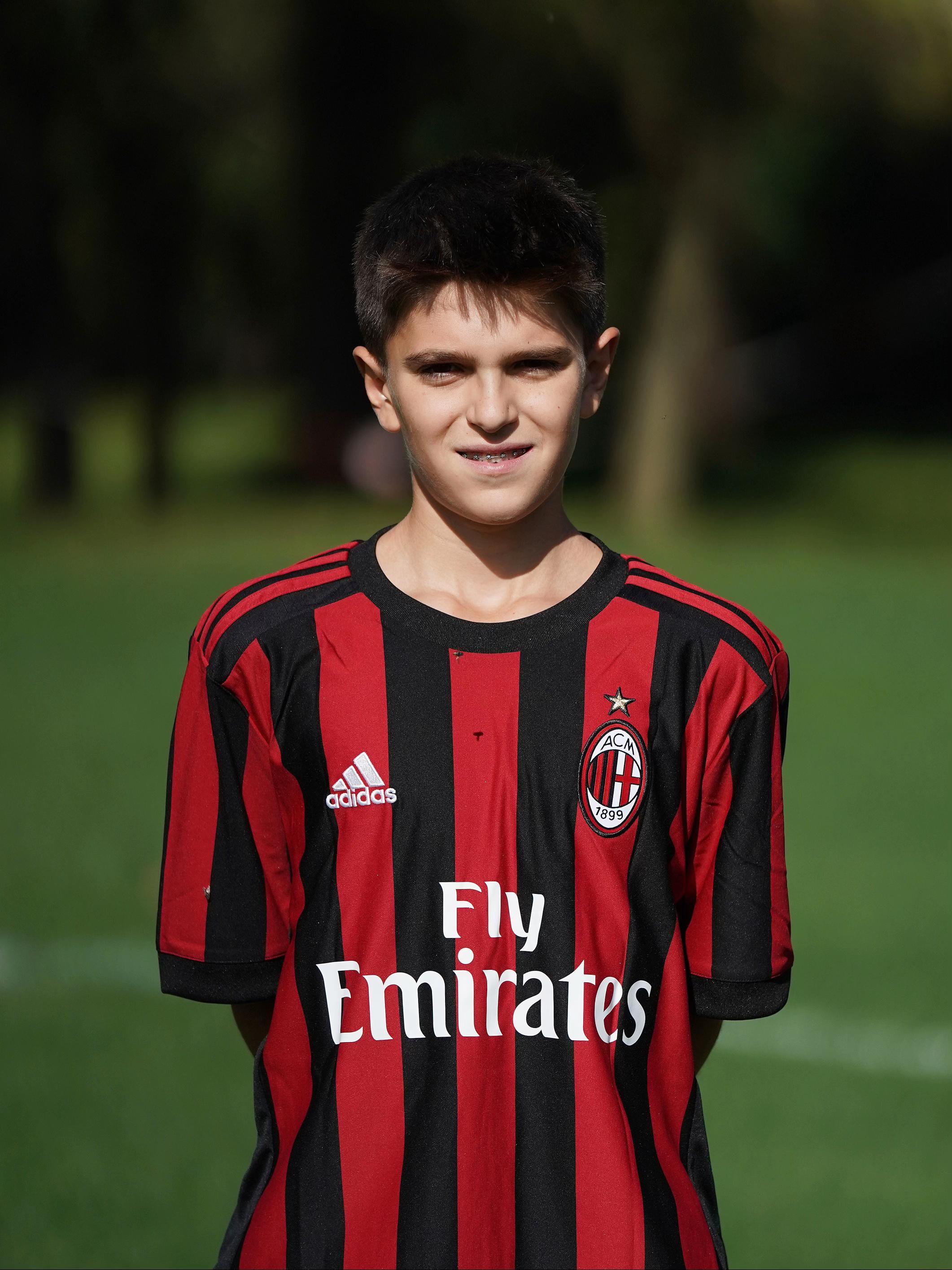 AC米兰米兰本赛季的最佳新人，应该没跑了。未来队每年能输送一个，就很好。米兰未来