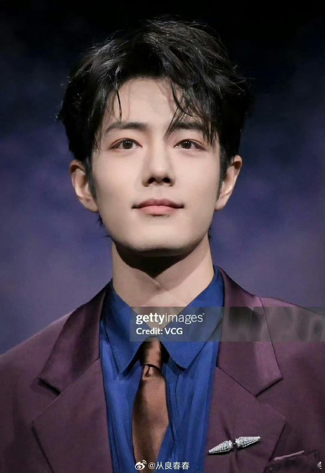 肖战扛住了G社镜头肖战微博之夜G社生图，帅的很轻松 