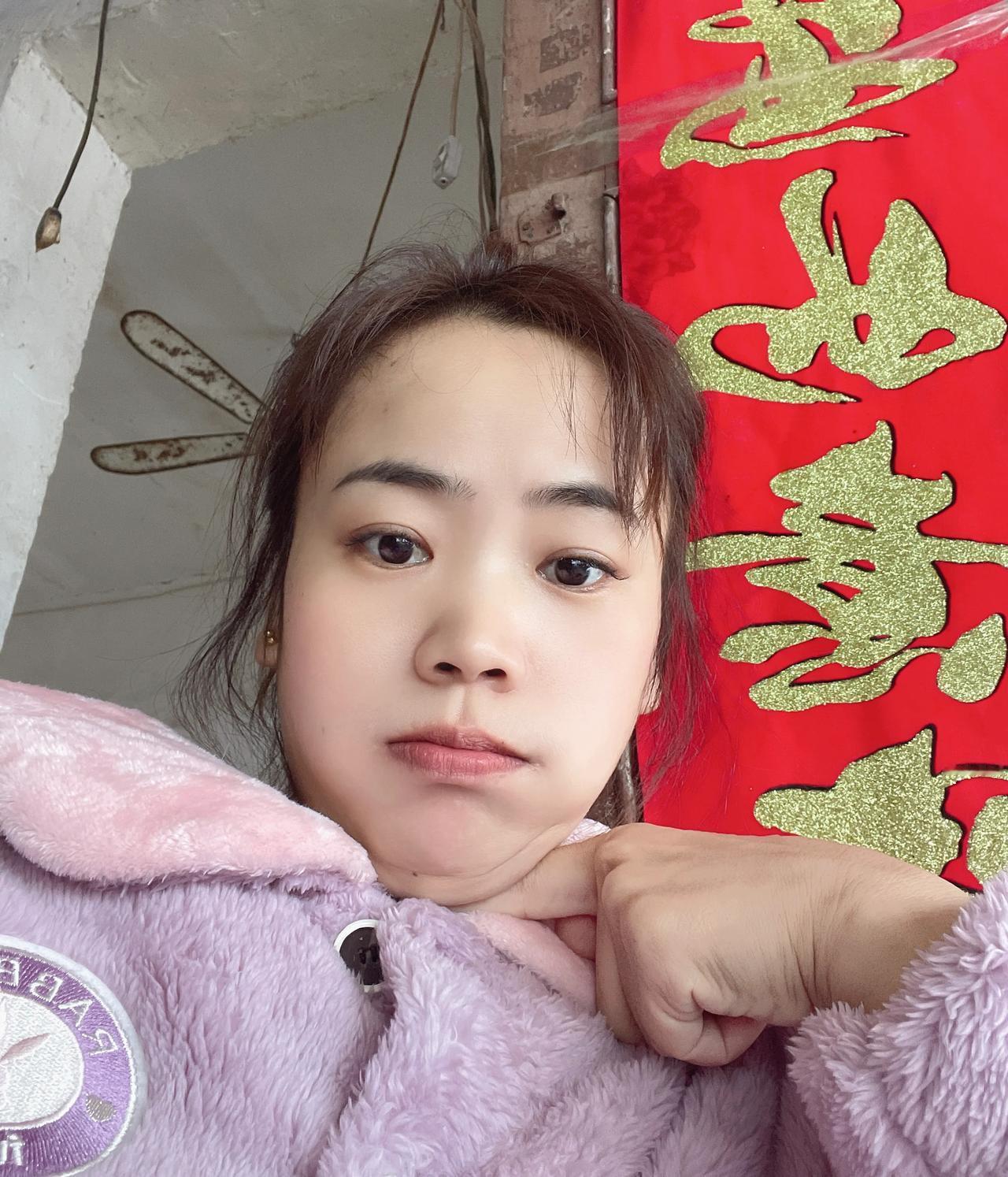 要减肥了[抠鼻]
最近播放量太差，王哥说就是因为脸盘子越来越大了[泪奔]