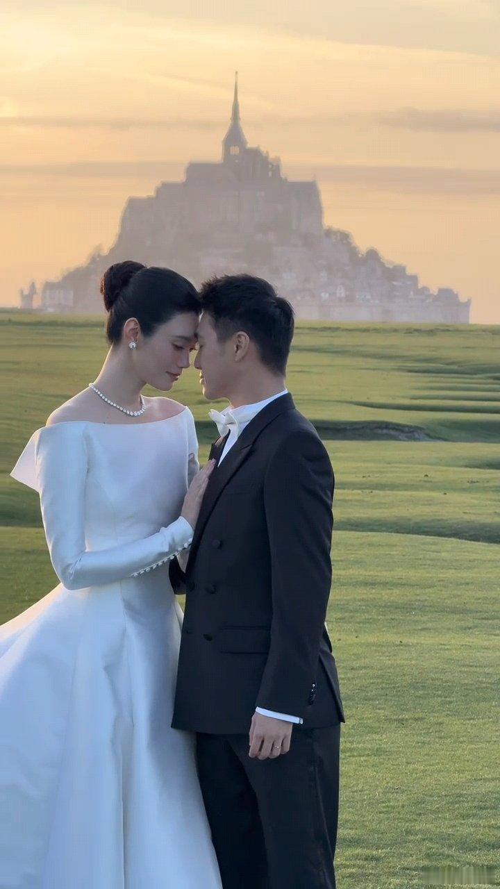 奚梦瑶婚礼妆容花絮化妆师分享奚梦瑶婚礼妆容花絮唯美浪漫，每个镜头都好美啊