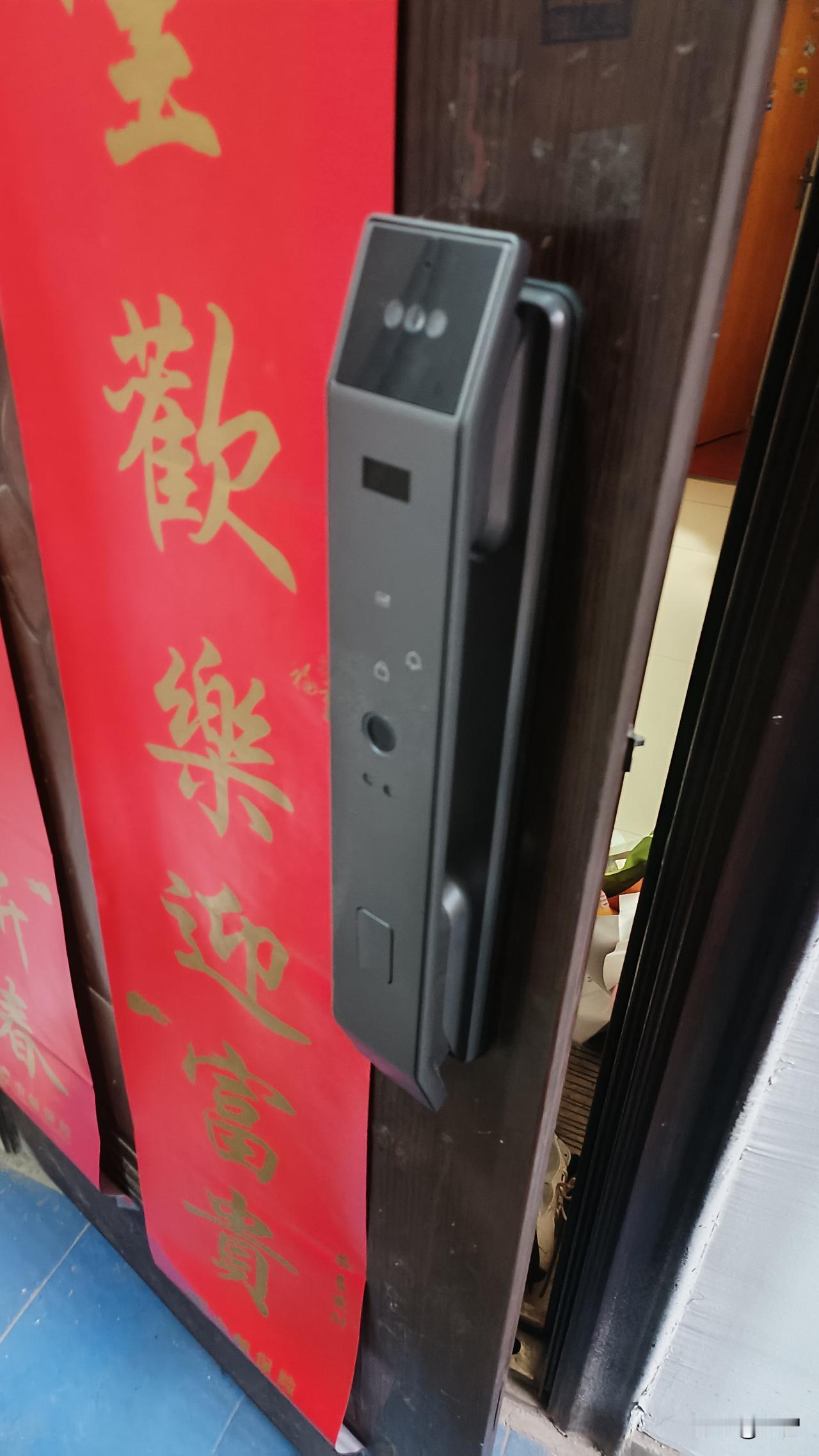 分享我这周有趣的事：我想知道一下，线上的指纹锁几十元100来元的一大堆，而且还有