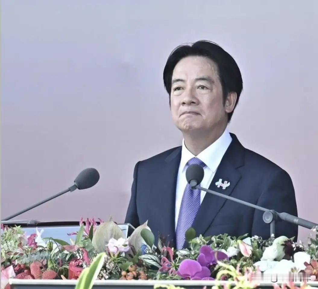 假如我是赖清德
这是中国东部战区演习的第二天了吧。看看赖清德有什么举动啊？台湾当