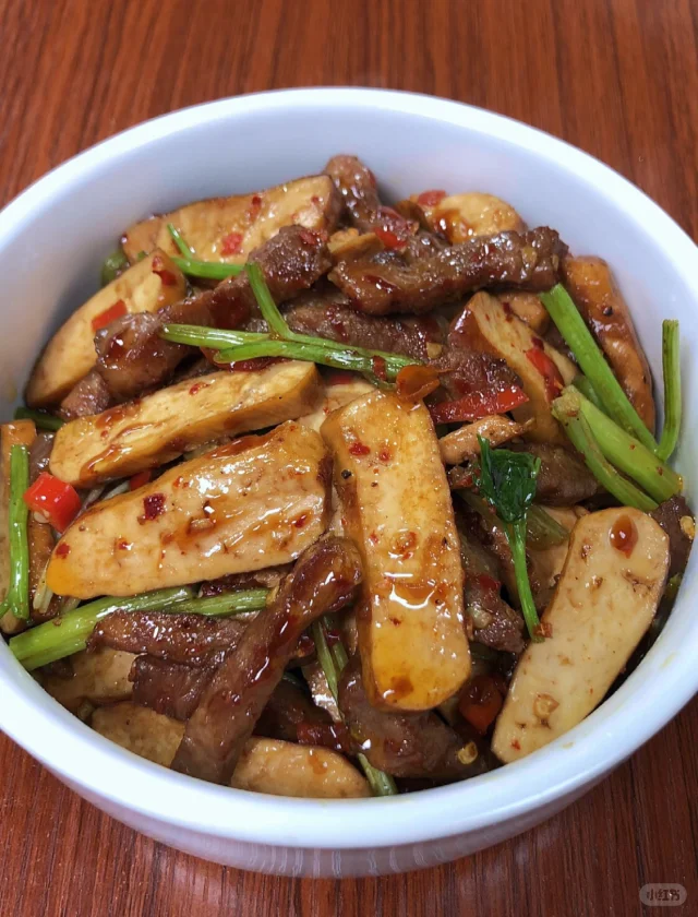 好吃是好吃，就是有点费米饭🤣