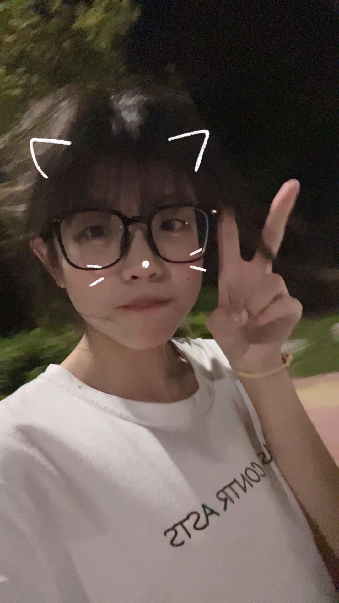 号主 高需求 高敏感 低精力 分离焦虑 回避型 情绪漠视 爱说反话 脾气不好 但