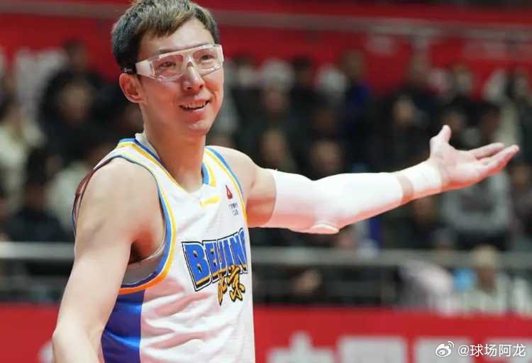 北京时间3月19日，2025-26赛季CBA常规赛北京客场对阵福建，赵睿禁赛3场