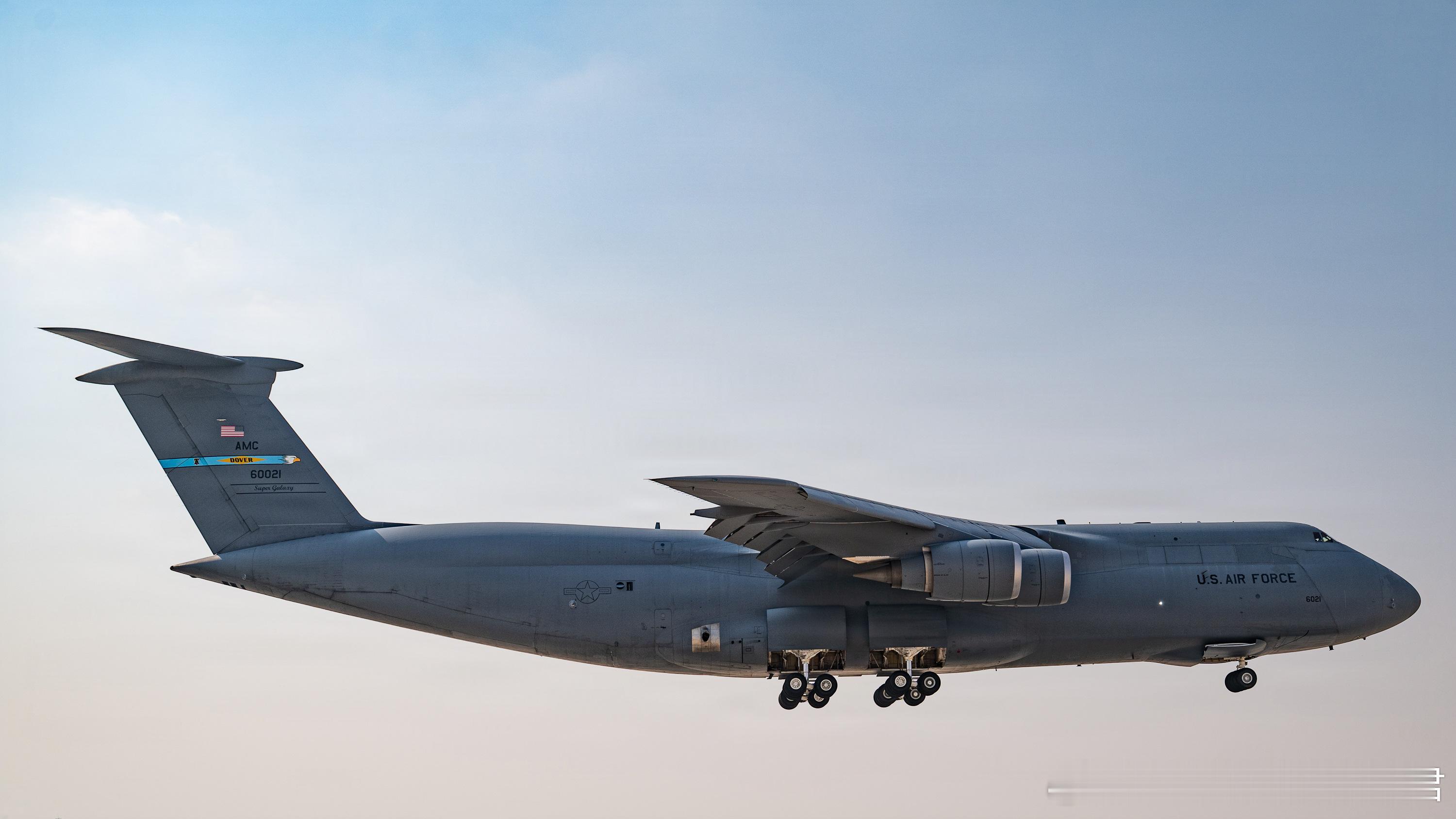 2025年12月，C-5M在中央司令部行动区 