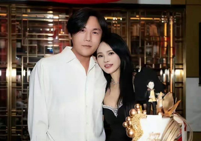 伊能静曝和秦昊结婚原因我们的爸爸 伊能静这段再婚经历太好哭了！小心翼翼问恩利，结