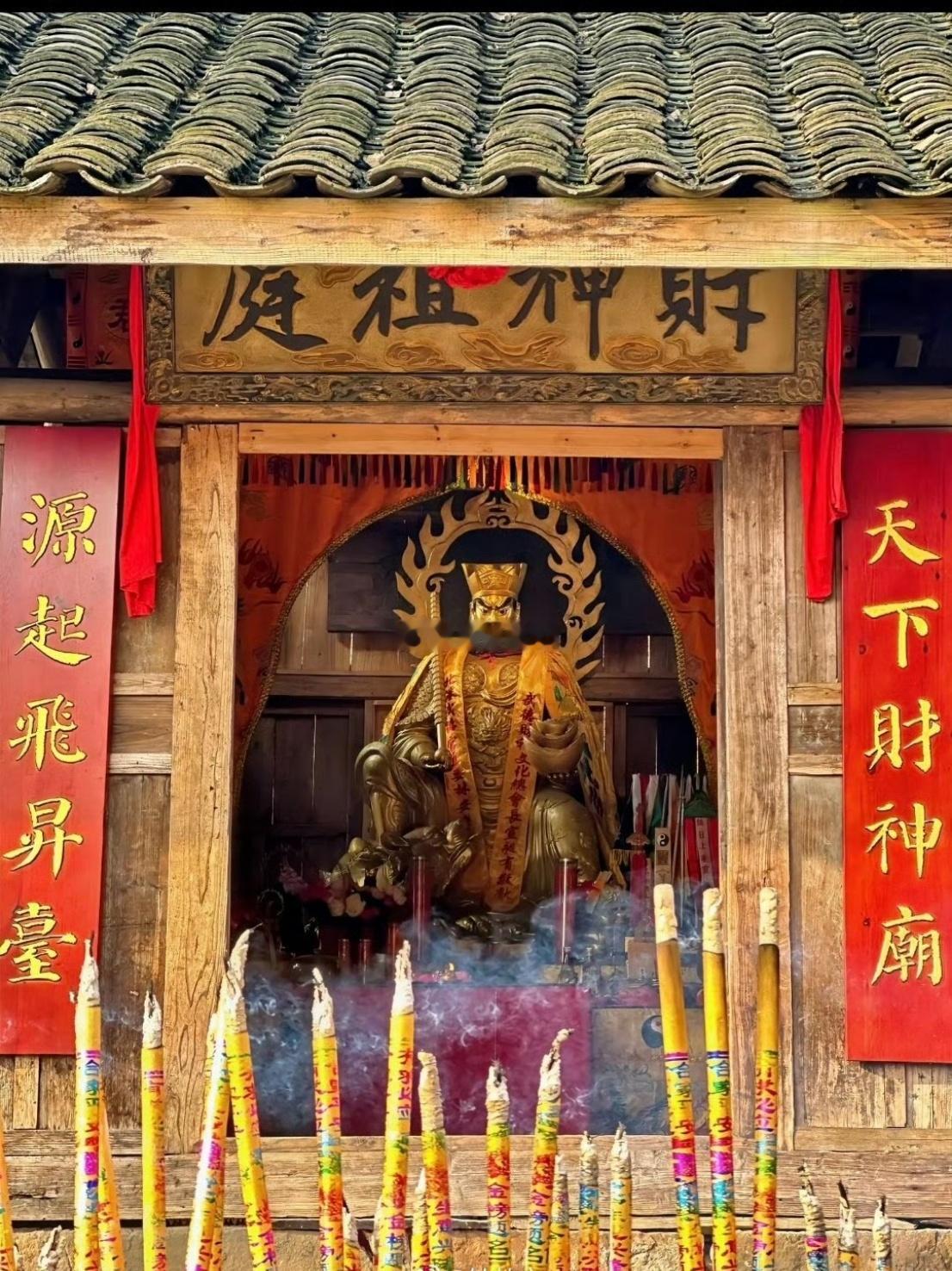 收盘，接下来会恢复实盘，时刻保持战斗状态！捕捉市场关键信息，锚定核心，坚决果断。