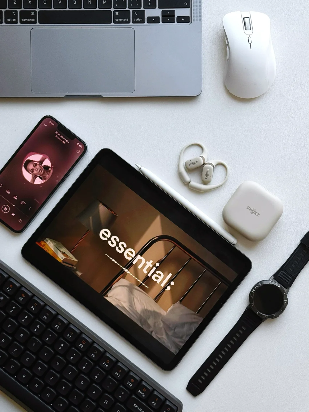 打工人ins风舒适感书桌数码好物分享