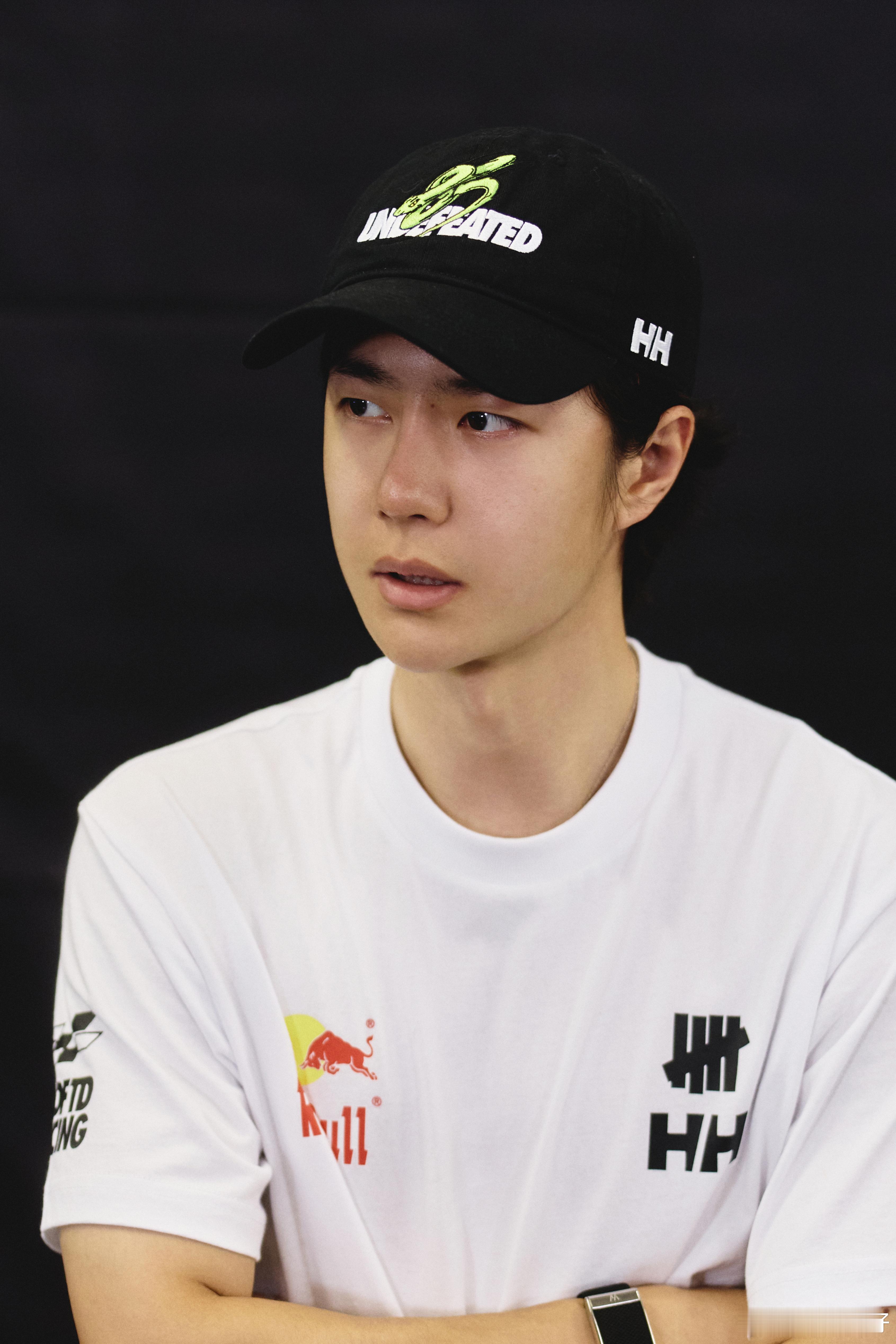 啊啊啊啊素颜85帅爆了 ​​​