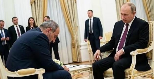 “想两边都占便宜，没门！”
帕希尼扬这次去莫斯科，说白了就是去“求复合”的。但普