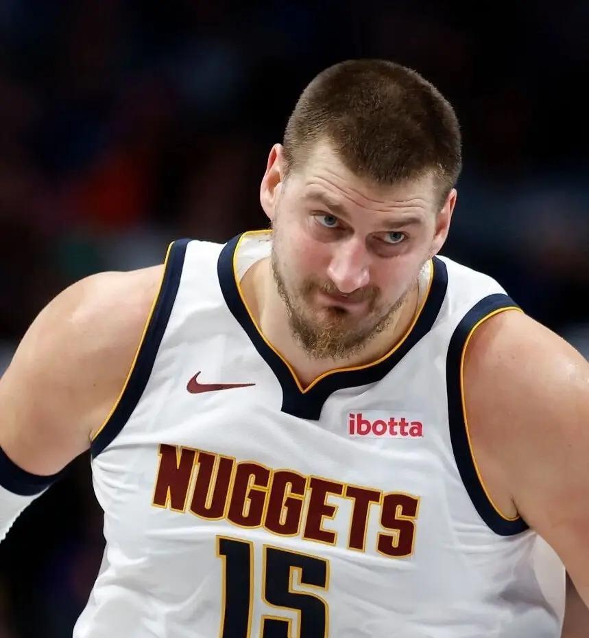 本赛季“三双”次数排名：1、约基奇16次2、杰伦约翰逊7次2、基迪7次4、东契奇