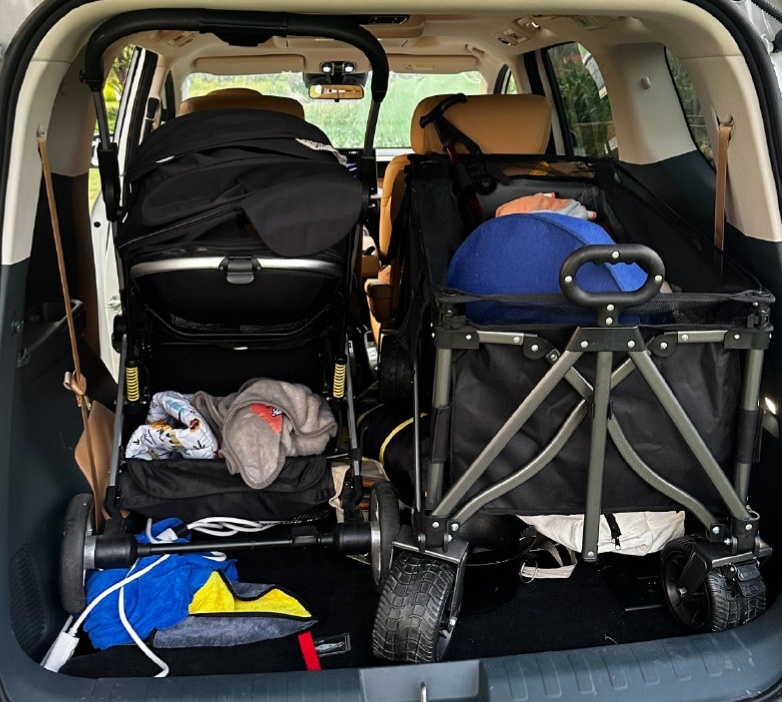 把家装进MPV有多爽周末带全家露营，以前总愁装备塞不下、老人孩子坐不舒展。这次在