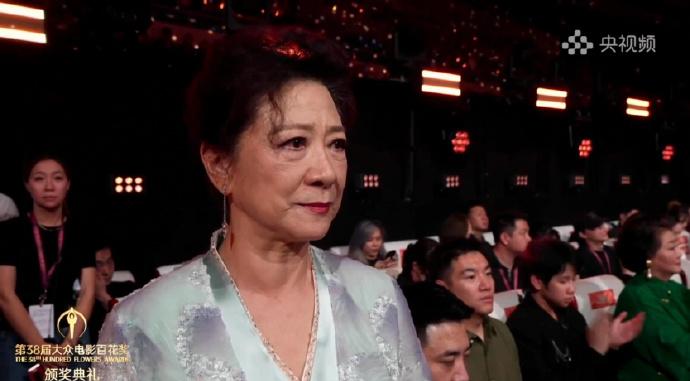8月10日，第38届大众电影百花奖颁奖典礼如期举办，实力派演员王骁凭借《南京照相