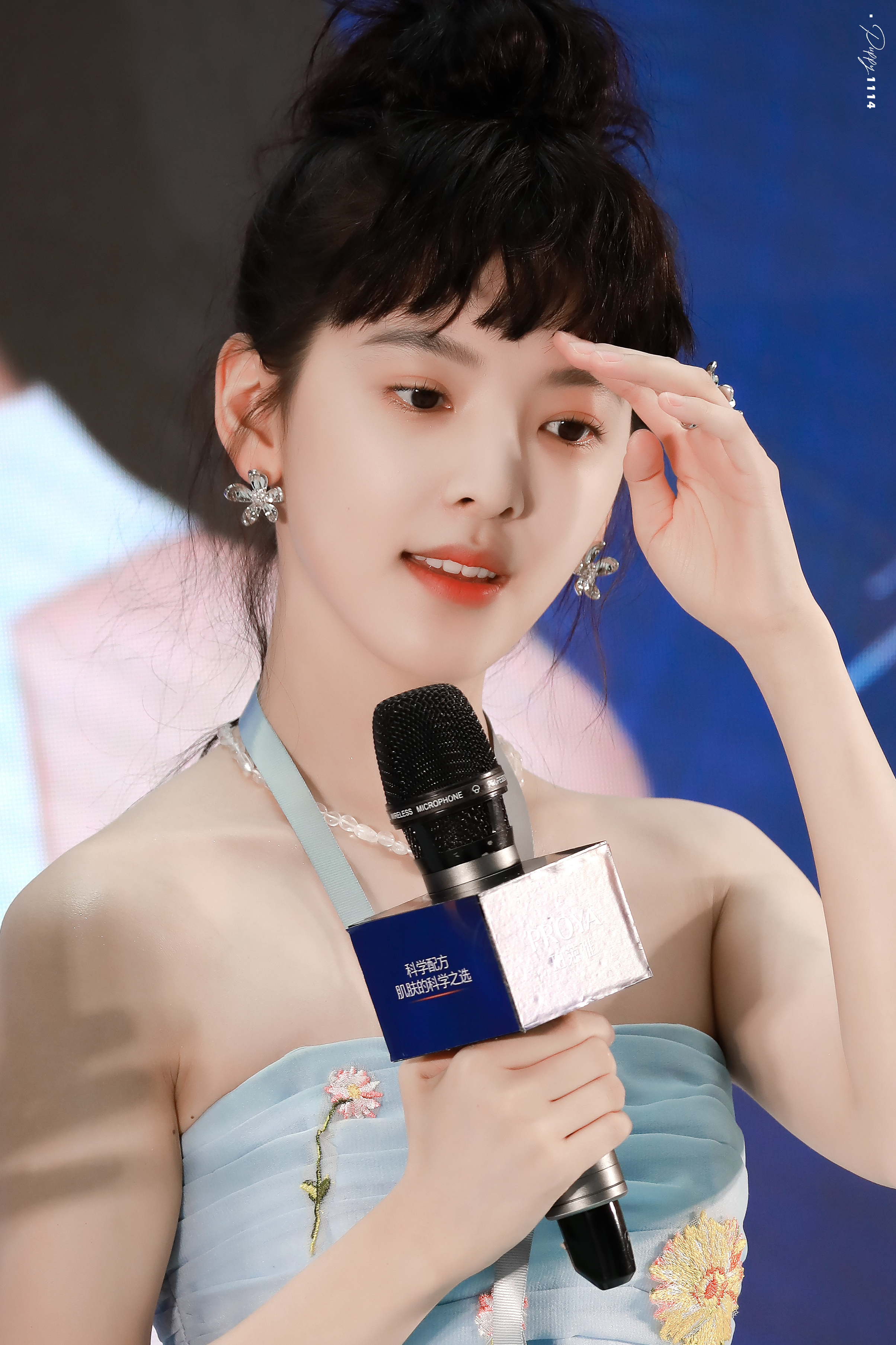 可可爱爱章若楠[色]#章若楠新粉丝名# ​​​