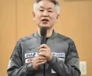 又亢奋狂妄起来了！釜山世乒赛2:3输给中国队之后日本女乒教练、球员这样说：
1、