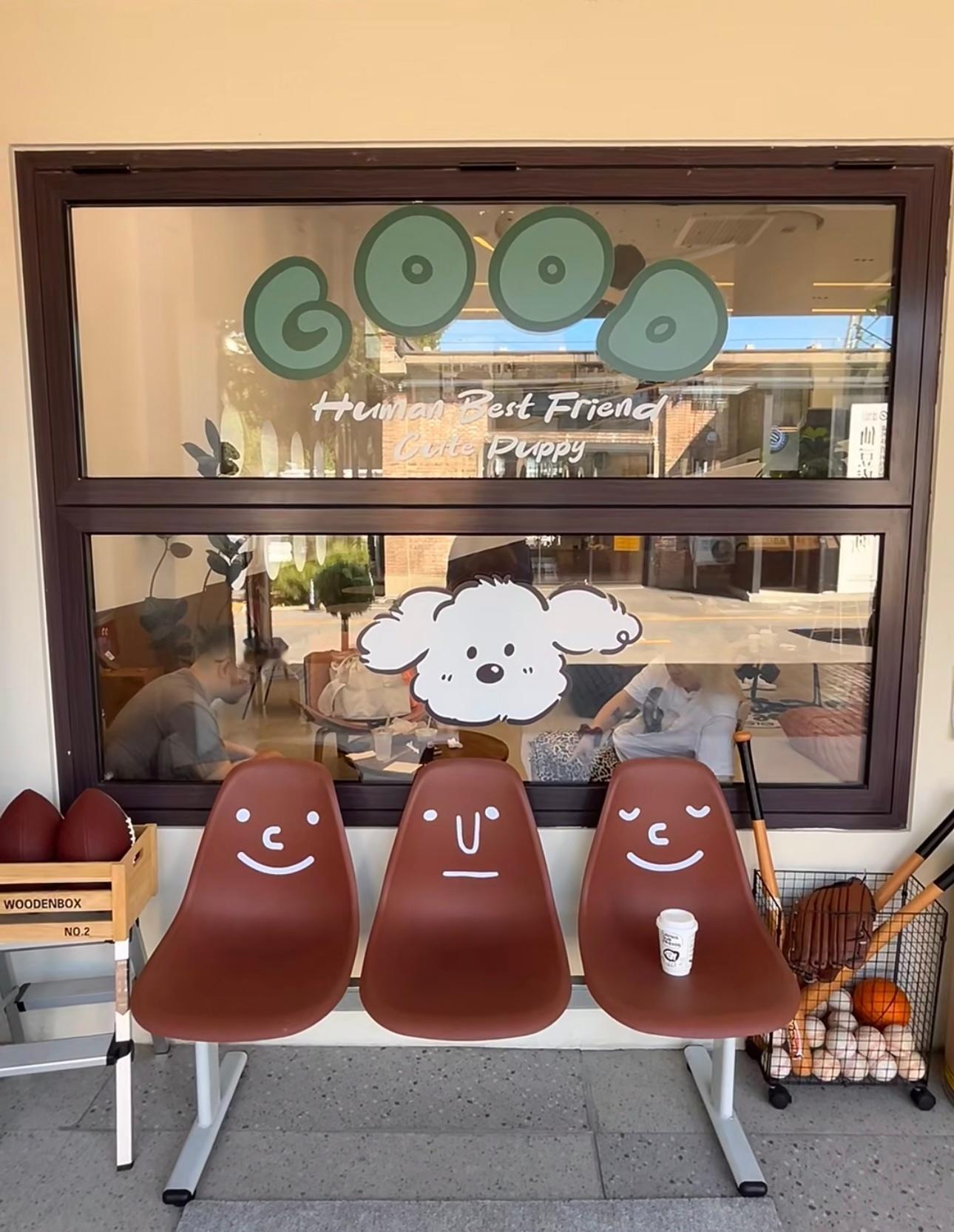 9.9元咖啡正在杀死独立店，我能说一个是工作一个是生活，需要拍照打卡的时候我自然