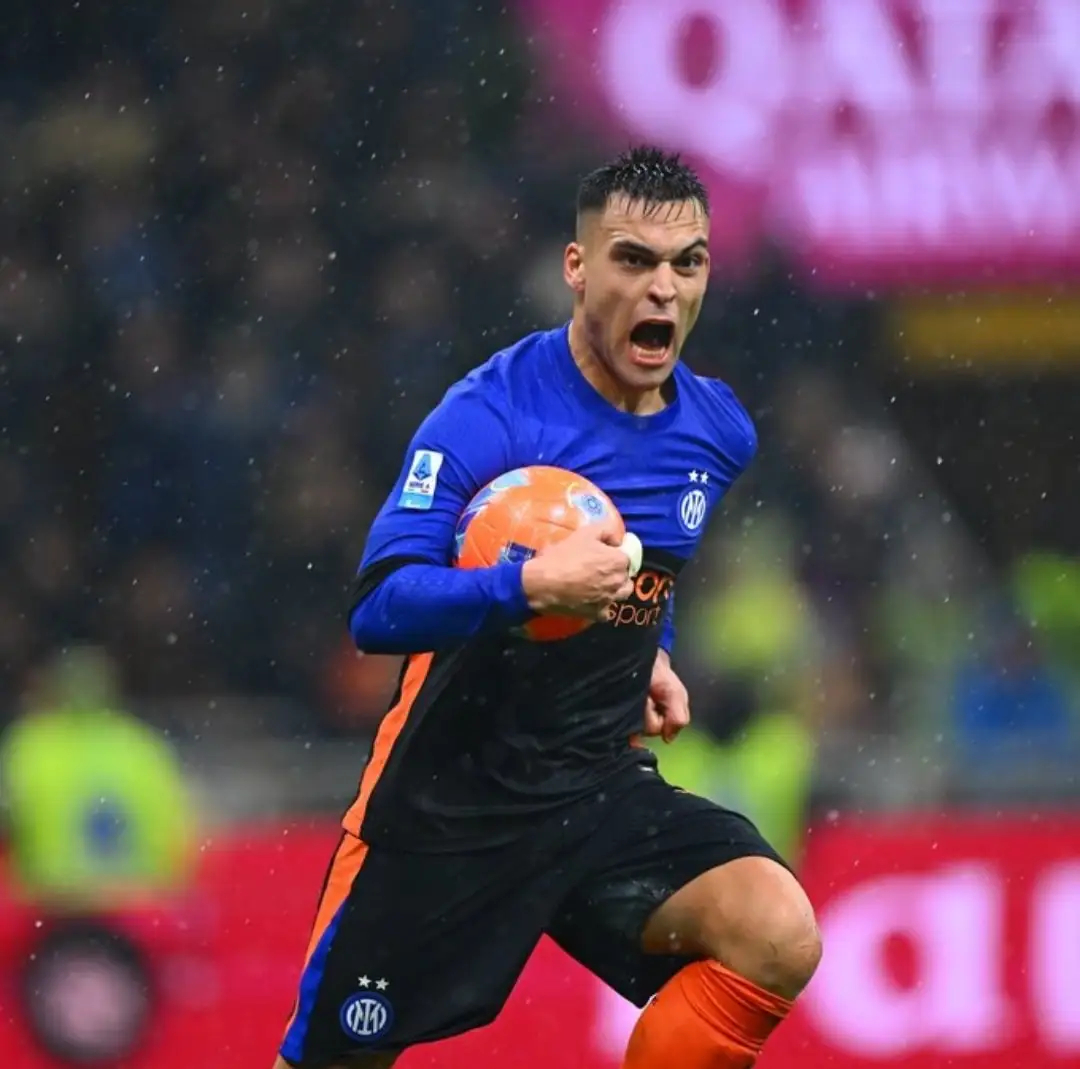 国际米兰6比2比萨6-2！劳塔罗建功，迪马尔科造3球，国米大开杀戒，甩开AC米兰