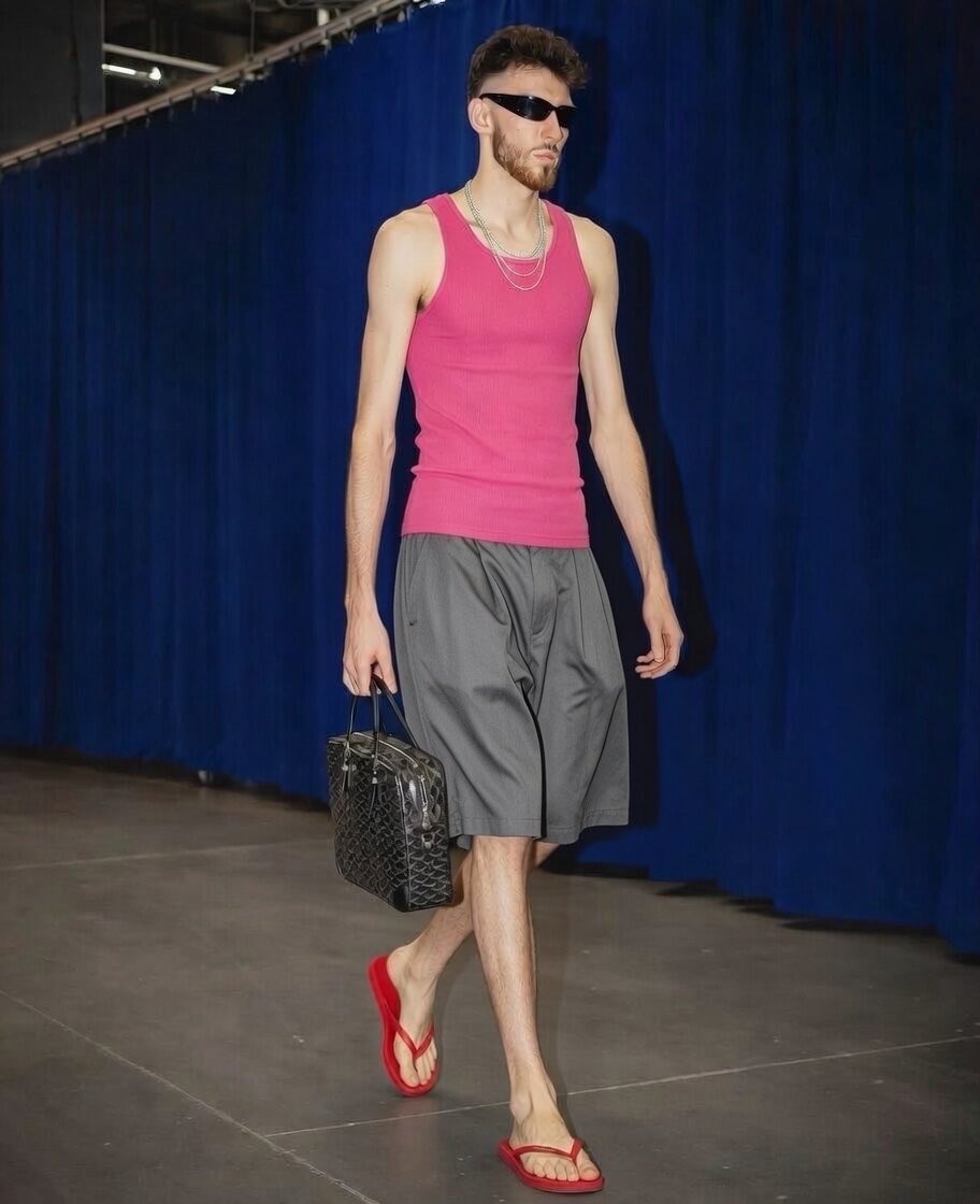 NBA 切特·霍姆格伦展示了他为第二场比赛准备的服装！抛开一切成见，这身搭配真是